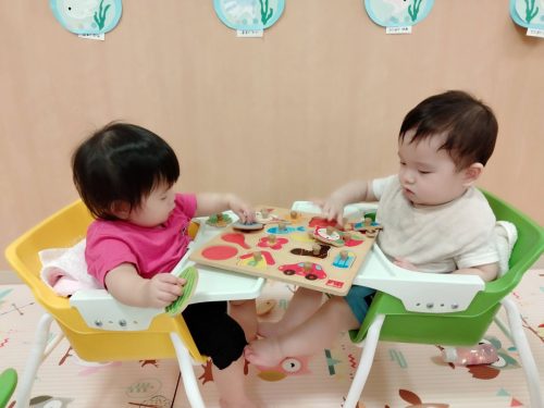 9月17日：パズルのつまみを上手につまめたよ♫