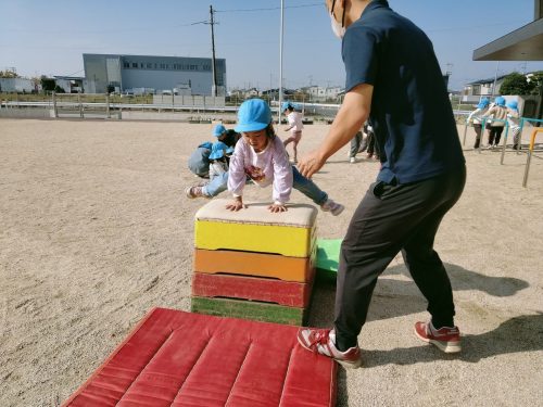11月17日：跳び箱をしたよ！