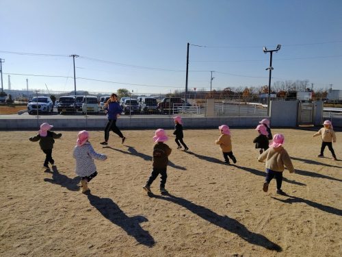12月15日：先生と追いかけっこをしたよ！「まてまて～！」