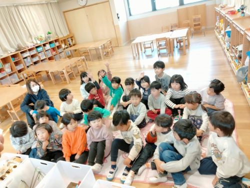 1月16日：発表会で使う楽器決めをしました。