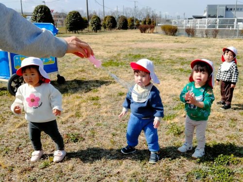 3月9日：大きなシャボン玉で遊んだよヾ(*´∀｀*)ﾉ