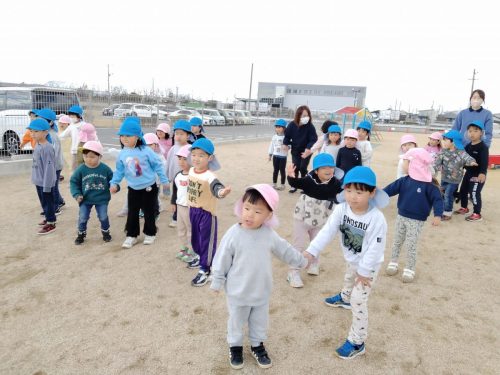 3月10日：次はあお組さんと手を繋いで進んでいくよ！