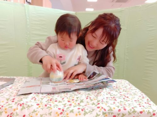 3月13日：ガチャガチャにプチプチをつけてスタンプをしたよ(^^♪