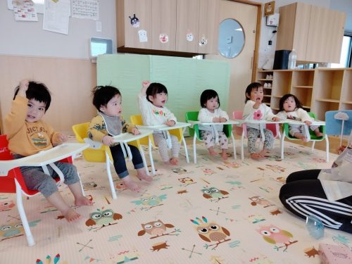 3月23日：雨があがったから外で遊べるよ～♪みんなでお外へレッツゴー(^▽^)/