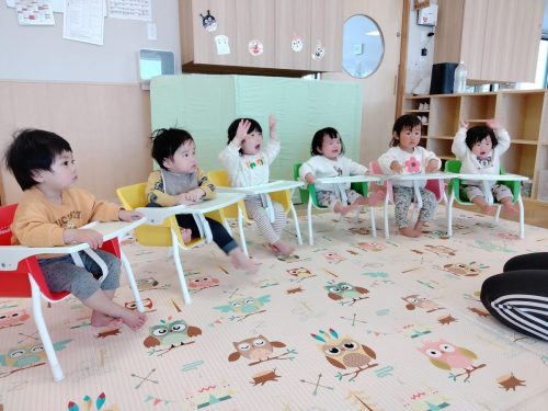 3月23日：アンパンマンの手遊びで名犬チーズになったよワンワン(^^♪