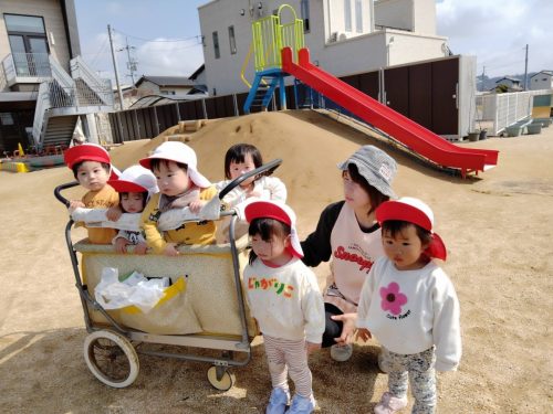 3月23日：火事の避難訓練中！上手に避難することができたよ！