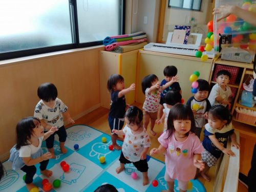 8月26日：ボールシャワーが降ってくるよ！