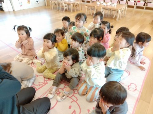 3月12日：”コンコンくしゃん”のペープシアターを見たよ！