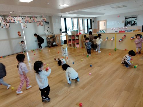 3月12日：好きな場所でボール遊びしたよ☆