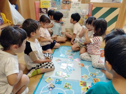 7月9日：みんなでカルタをしました。
