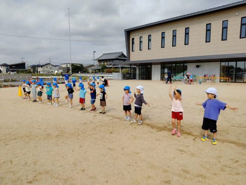 10月14日：外でダンスをしてみました！