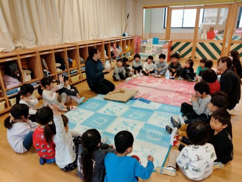 1月13日：鏡開きの話を聞きました。