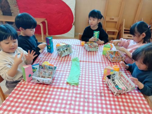 3月12日：そら組さんのプレゼントの続きをしました！