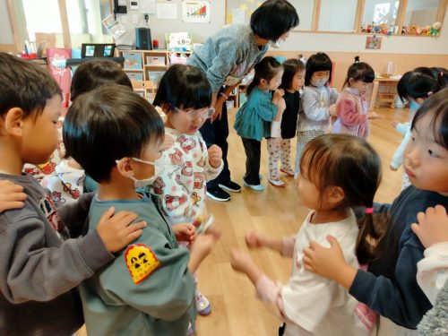 12月15日：どっちが勝つかな～！ドキドキだね♪