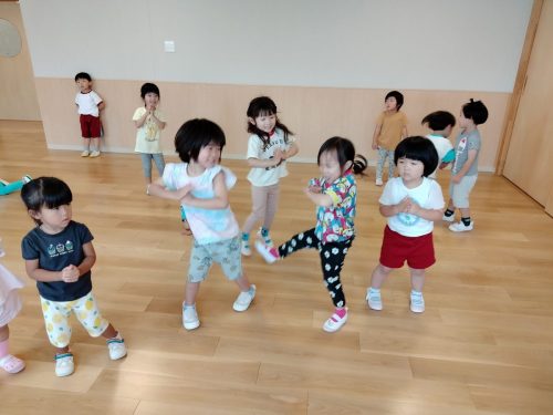 6月20日：『昆虫太極拳』のダンスをしました！