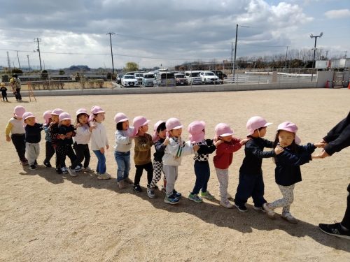 3月13日：最後はみんなで列車になって帰るよ！ぽっぽー！