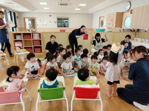 6月30日：お誕生日おめでとう♡みんなで歌を歌ってお祝いしたよ