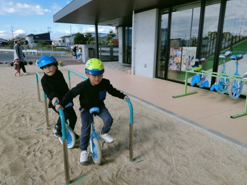 11月19日：今日も一輪車を頑張ります！